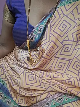 Tamil_Ammani - Boobs show😜😜😝🥰🔥🔥🔥