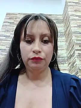 LIA--23 - fill my tits with oil