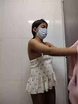 Mini-cutie - Boobs and oil show