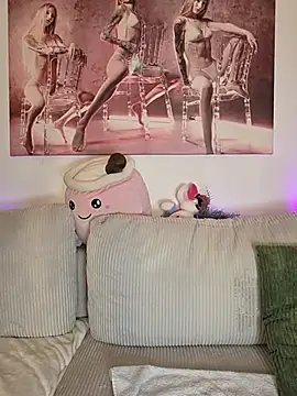 LessiaMia - Fuck my Pussy + 3 min TOYCONTROL