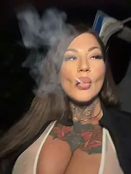 Krysstal003 - Driver finger my pussy outside+vid LT