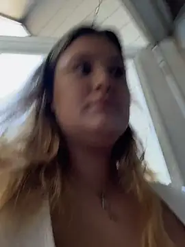 Latinamommy26 - Nipple clamps 3 mins