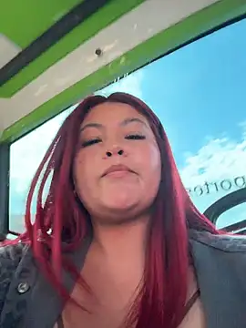 Lia-Moon77 - Show tits clamps