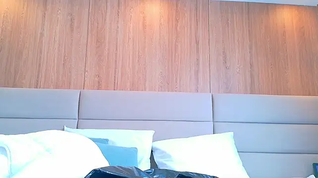ZoehAngel's Live XXX Chat