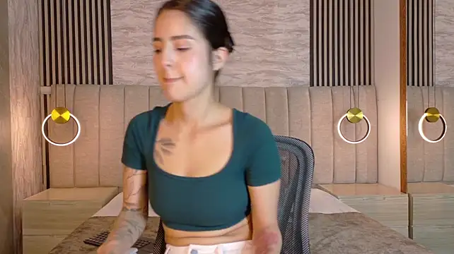 Giapearl25 - Fuck my dildo 3 minutes