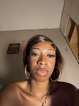 Nina_Velveta - BIG SQUIRT
