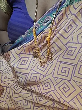 Tamil_Ammani - Boobs show😜😜😝🥰🔥🔥🔥