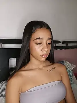 Zoe_Sweett18 - Naked+Dog styls