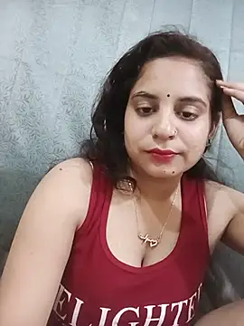 Lovely-girl99 - Full body massage with oil 🫦🫦💦🦵🏻😋