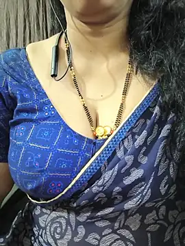 Bhuvana_555 - Boobs on honey