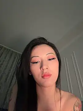 Wwasian - CLOSE UP PUSSY PLAY