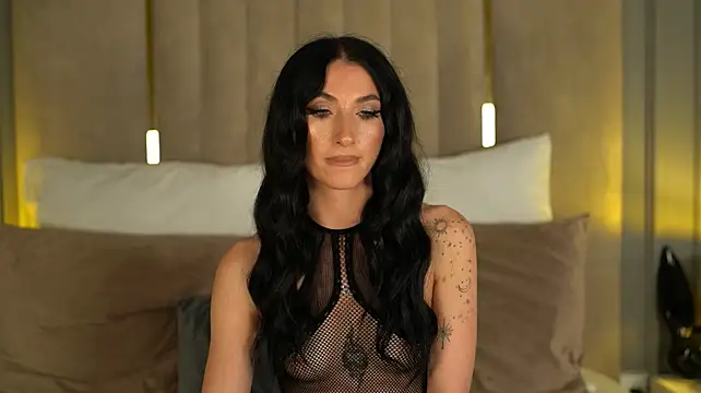 EllieJules - Lick, suck and deepthroat dildo