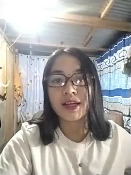Alisha_27 - Fully naked play pussy with dildo 10mins