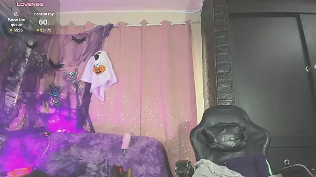 Dubraska_Star - Sucking nipples 🫦