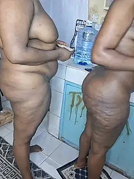 Colonixhotcouple - Cum on tit's