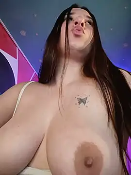 Mysticdooll69 - to take off one's shirt+ oil on the tits