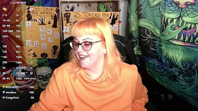 Kinky_Witch - Oil Ass & Spank 6x