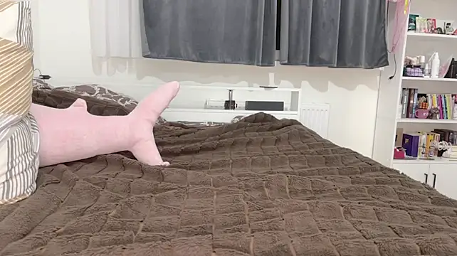 Tiffanythegreatest - diildo in pussy