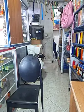 Isa_bella95 - Shows naked shop