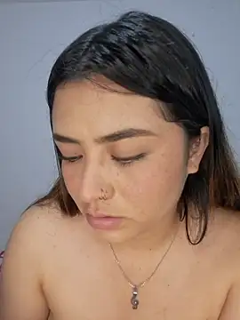 CHLOE_02