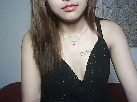 Latina_nikita - full nude in public