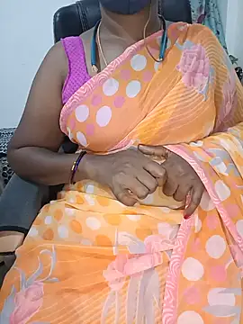 Tamil-hotwife - Ass show