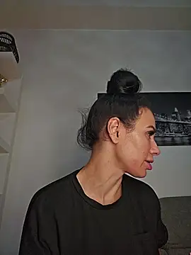 KatiaDivine - Write the top tipper's name on my boobs