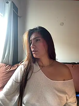 Emmily_d - Topless
