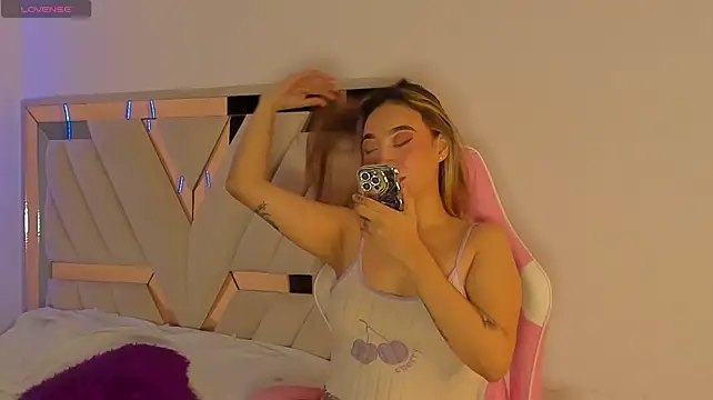 888adara - Finger in ass