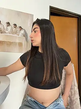 Evelyn_hills