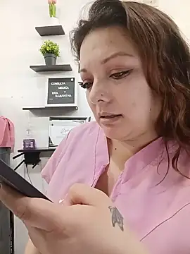 SAMANTHA--02 - My colleague applies oil to my breasts