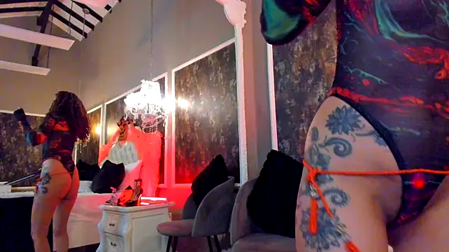 JuliethMilf - oil on my bum