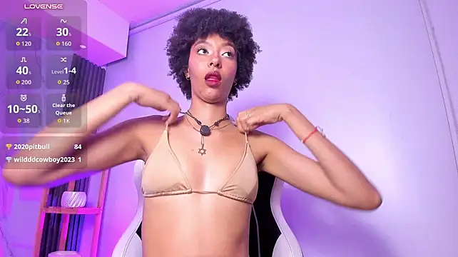 Kiara_Kamau_XXX - Naked tits