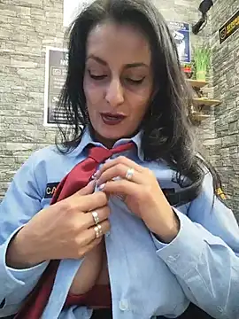 ALEJANDRA__28 - spread pussy! need ur tongue🍬