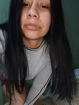 Lucia1002 - Doggy en la cama en tanga