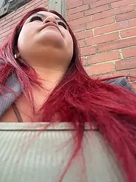 Lia-Moon77 - Show tits clamps
