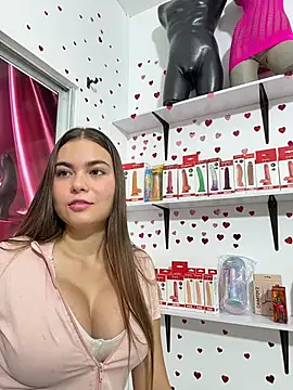 Rapunzel069 - show ass+ Spank ass 5x 🍑👋 + oil