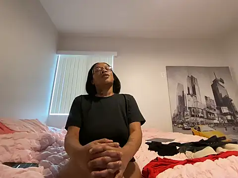KiDaBrat - I moved $how me love 🏡🚚🧚🏾