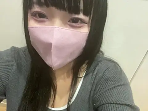 Noel_8181_lcup - 上の服脱ぎ脱ぎ