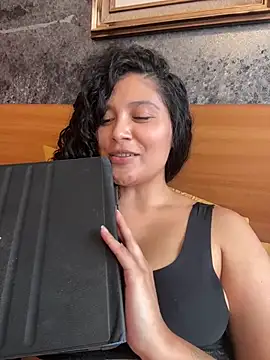 Kinky_mila@xh - squirt + domi 😋