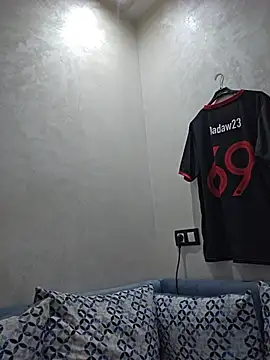 Dadaw23@xh - مص ولحس الصدرBreast sucking