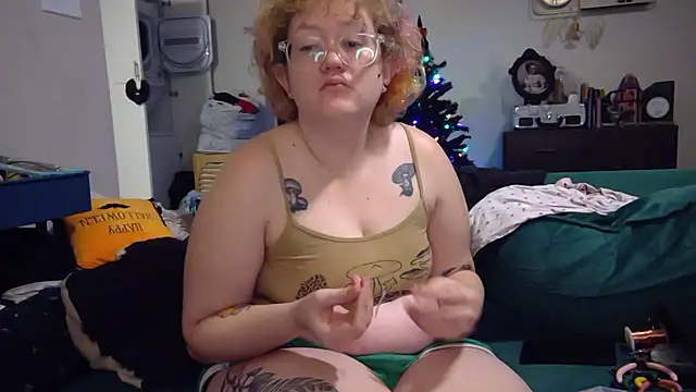 TreatLucky - take off shirt ;)