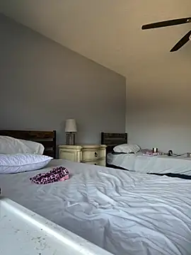 Ashleystar01 - Play with my toy naked