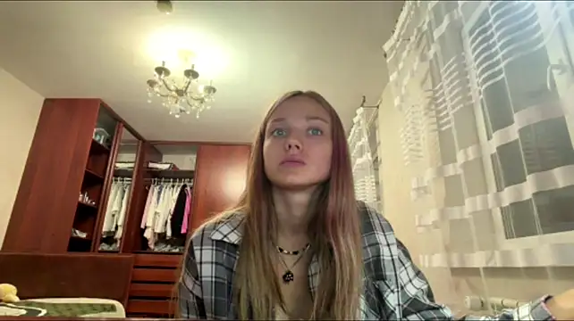 Romy_Grei - Lick lips after a kiss 👅💋