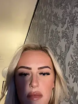 SquirtQueenNaughtyCourts - RILDO DILDO💦😛😈