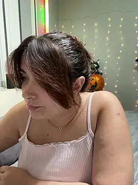 AureTease - topless 5 min