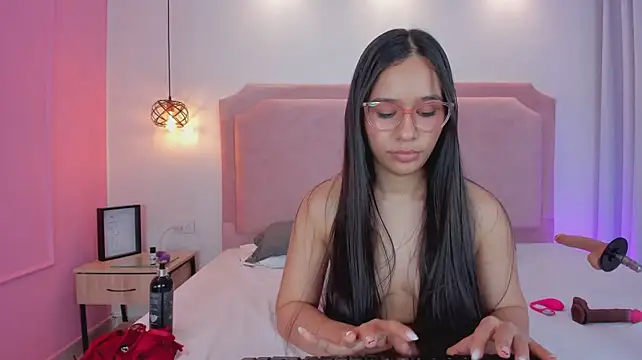 AmandaLourens - rub my hot clit close up