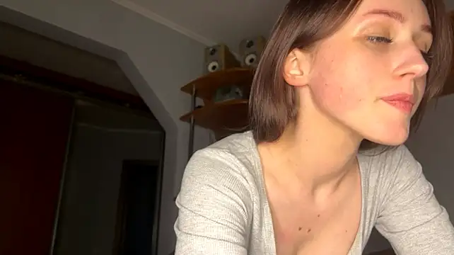 ShannanWohlers - Give my breast some soft massage <3