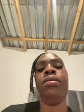 LuciousLips96 - Last tipper request anything