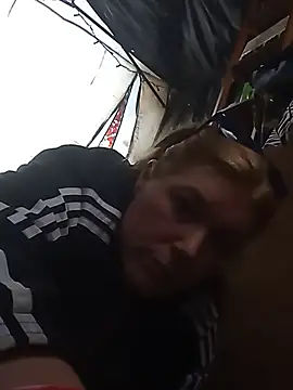 BettyandGold - 10 push ups
